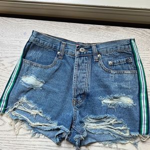 Signature 8 Jean Shorts with Green Trim